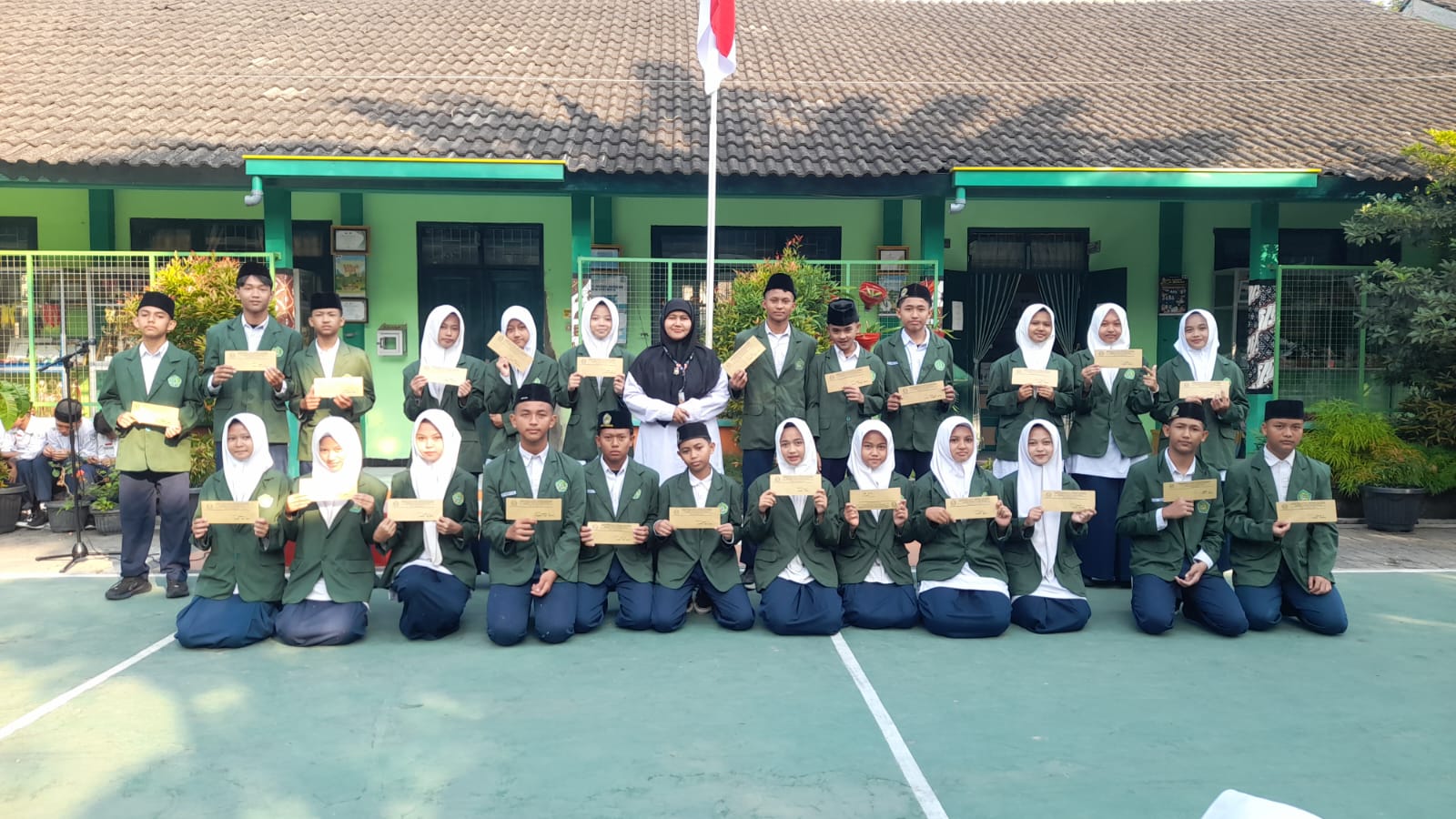Gambar Berita